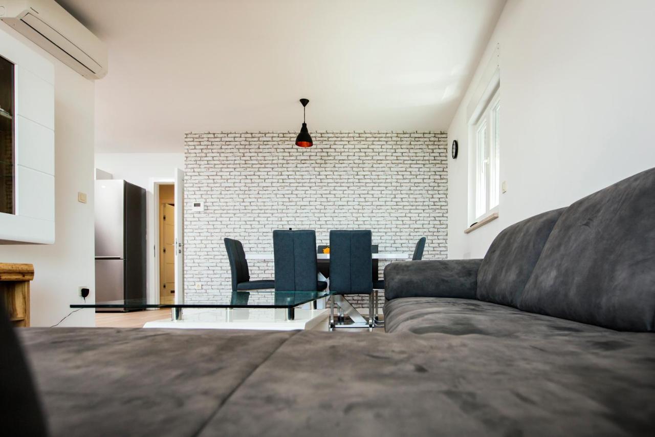 마카르스카 Apartman Magdalena 아파트 외부 사진
