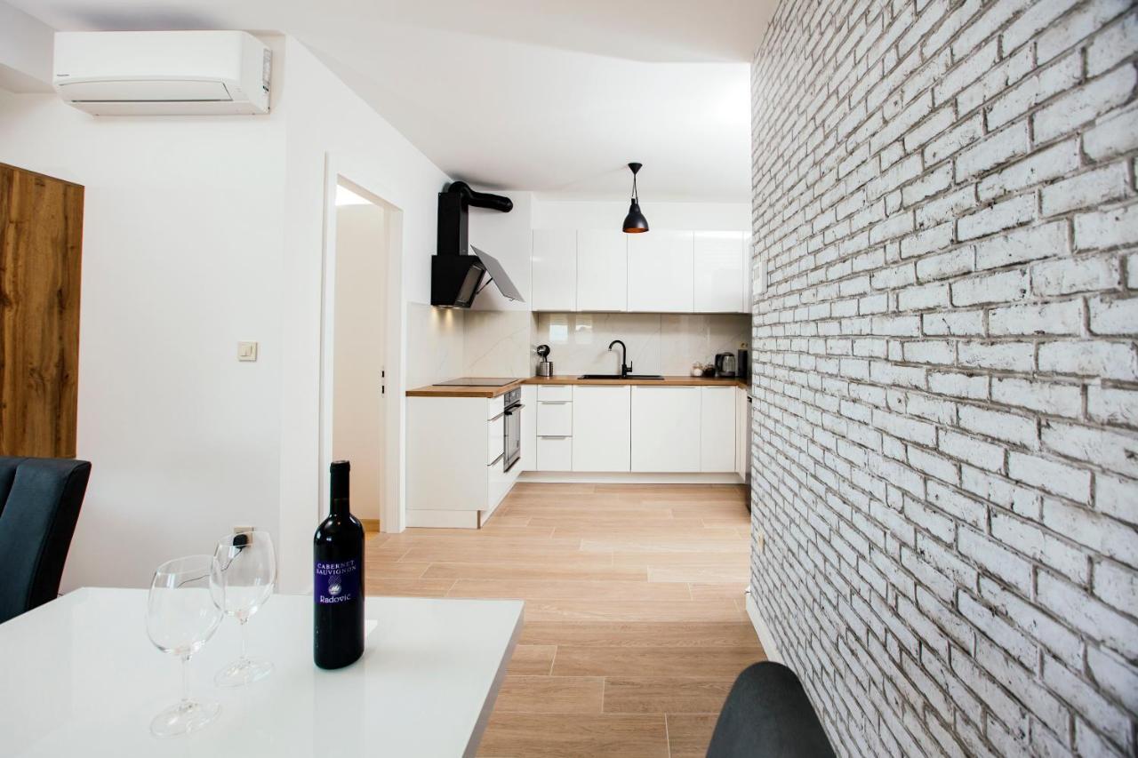 마카르스카 Apartman Magdalena 아파트 외부 사진